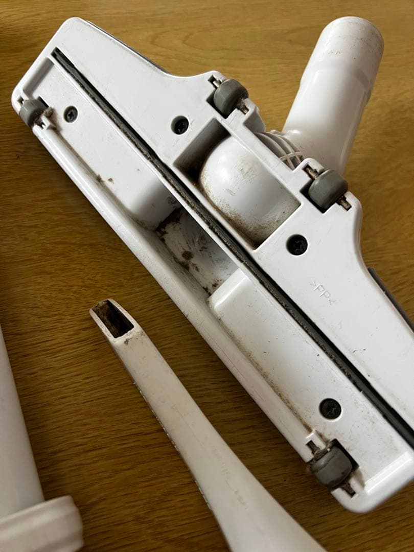 Makita CL282FDコードレス掃除機 本体