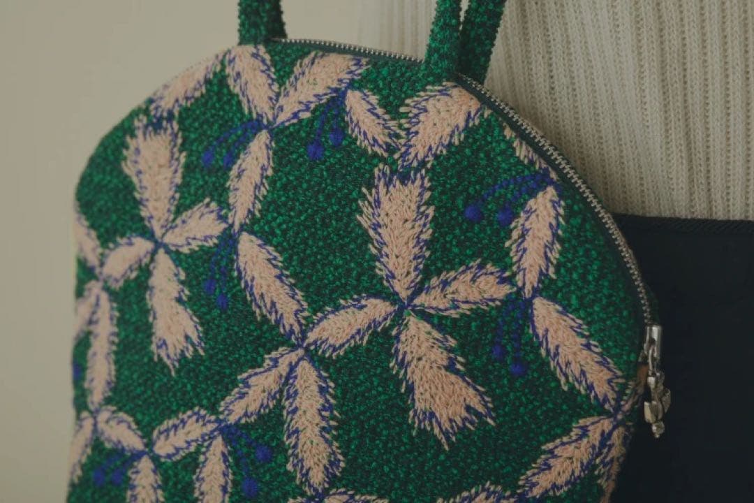 ミナペルホネン　sing leafマフィンバッグ　新品　未開封　未使用　肩掛け