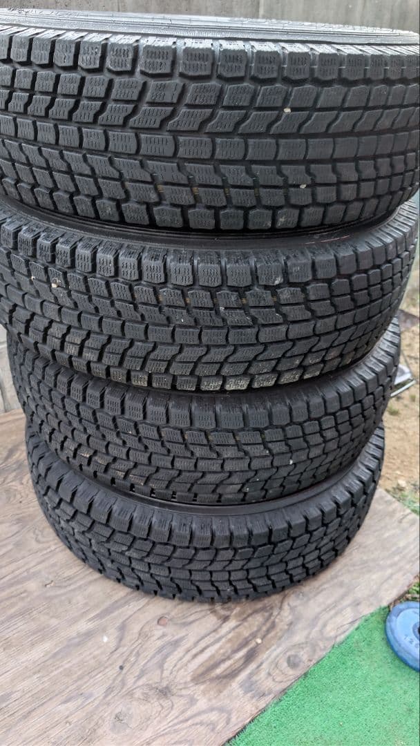 215/80R16 スタッドレス　ジムニー　Jimny