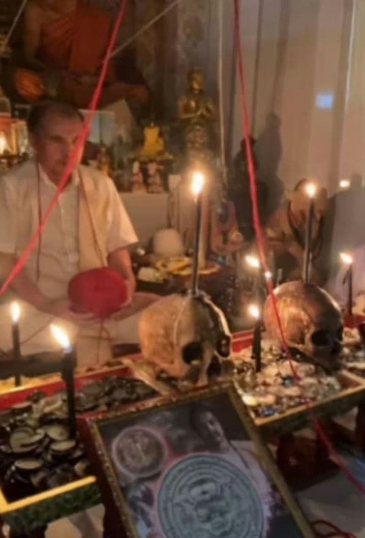 プラクルアン　タイのお守り　Grost whisper プライ・シッティチョク