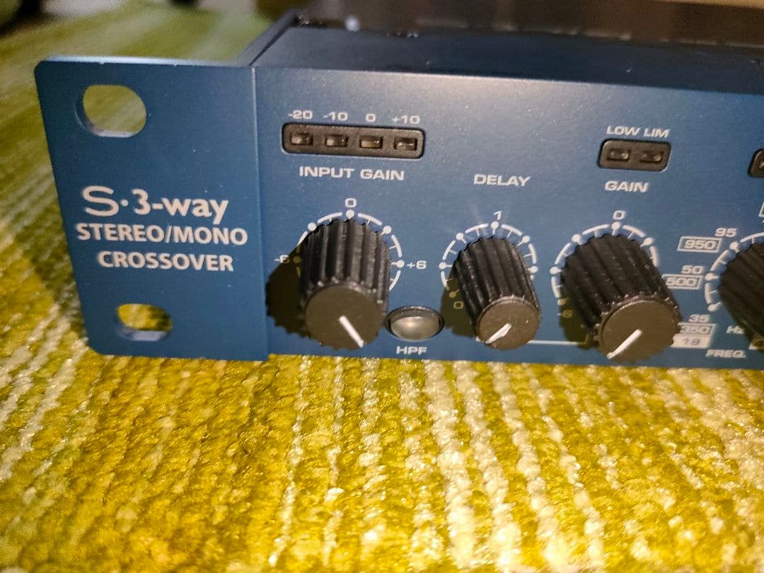 配信機器・PA機器・レコーディング機器 SAMSON S-3-way Stereo/Mono Crossover