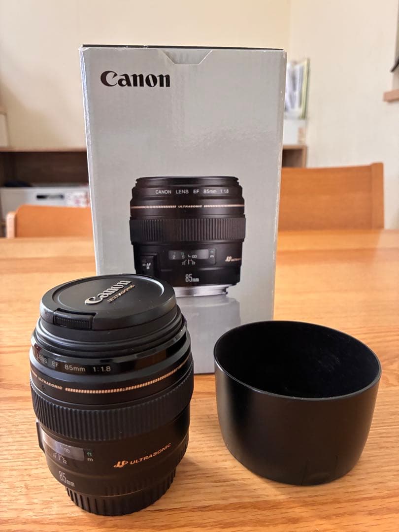 美品　Canon EF85mm F1.8 USM