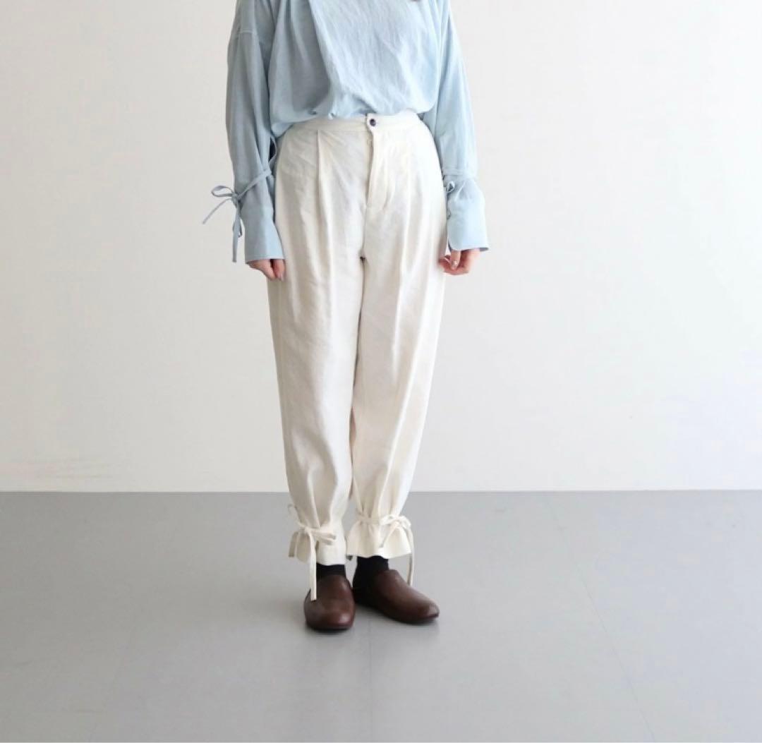 ザラストフラワーオブジアフタヌーン 月暈の TUCKED PANTS