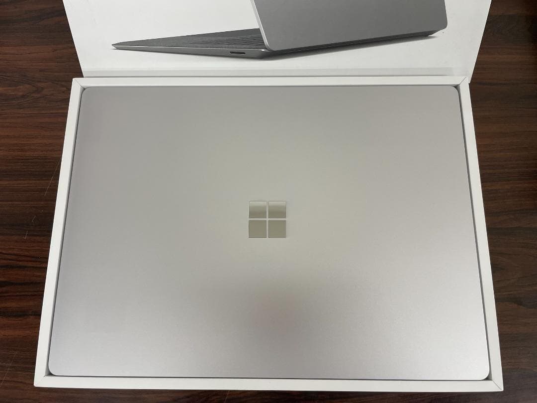 M1 Microsoft Surface Laptop 5 R2I-00020②