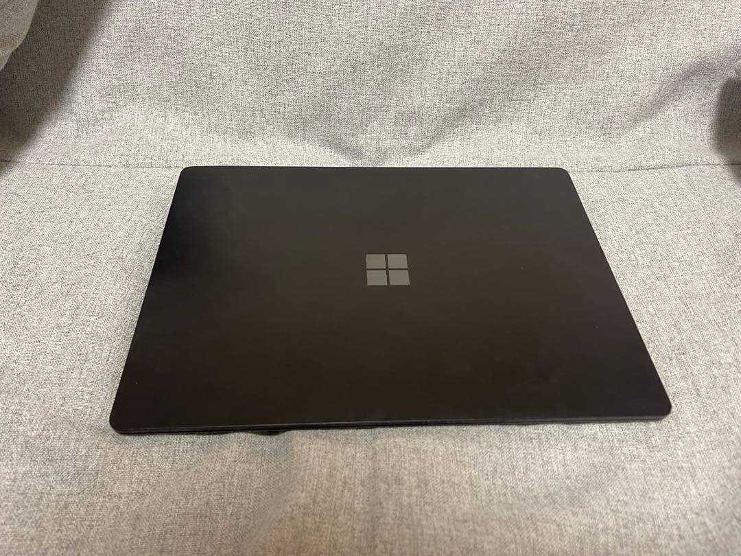 マイクロソフト Surface Laptop 2