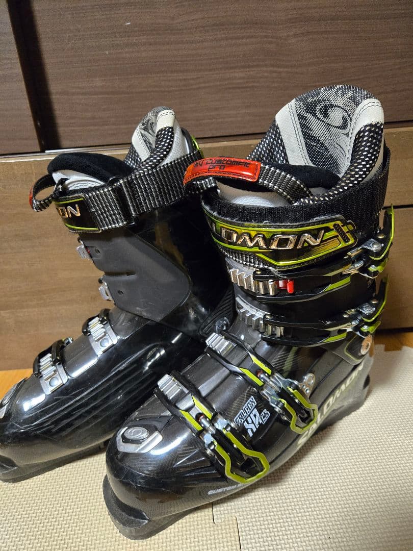 SALOMON FALCON XRCSスキーブーツ 男性用 27～27.5センチ