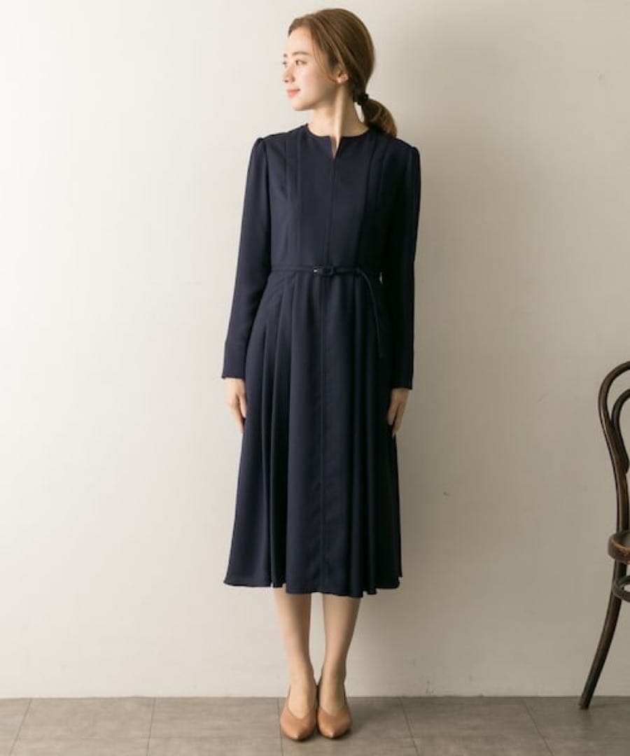 【美品】CELFORD ベルト付バックサテンタックワンピース 卒入学 フォーマル