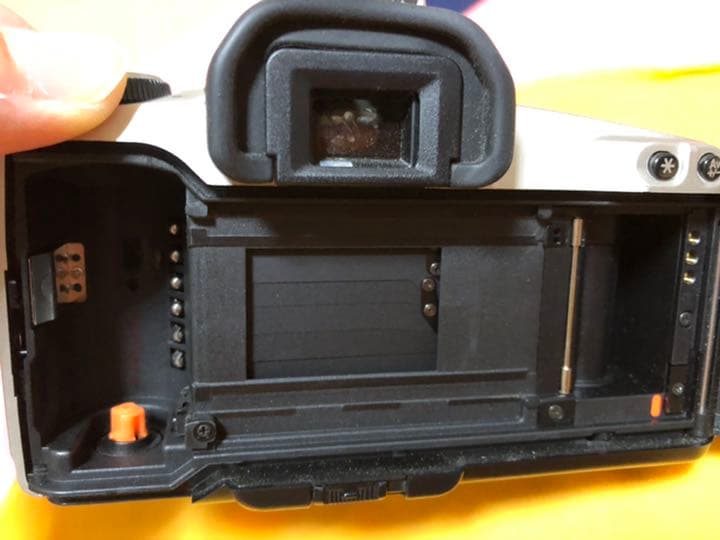 フィルムカメラ Canon NEW EOS KISS(S)