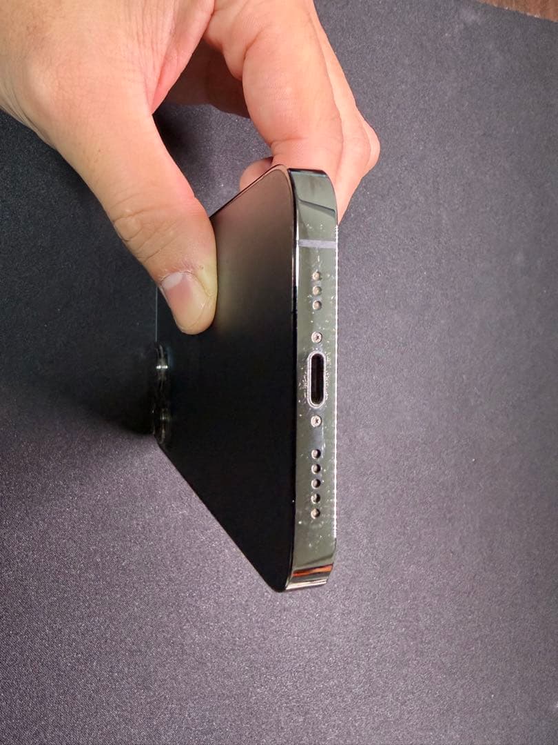 Apple iPhone 13 Pro SIMフリー　グラファイト 本体