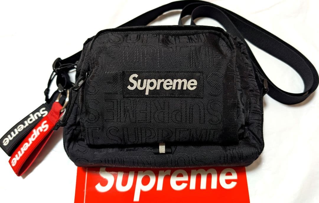 U*a様 【美品】 黒色 19ss Shoulder Bag　完売品