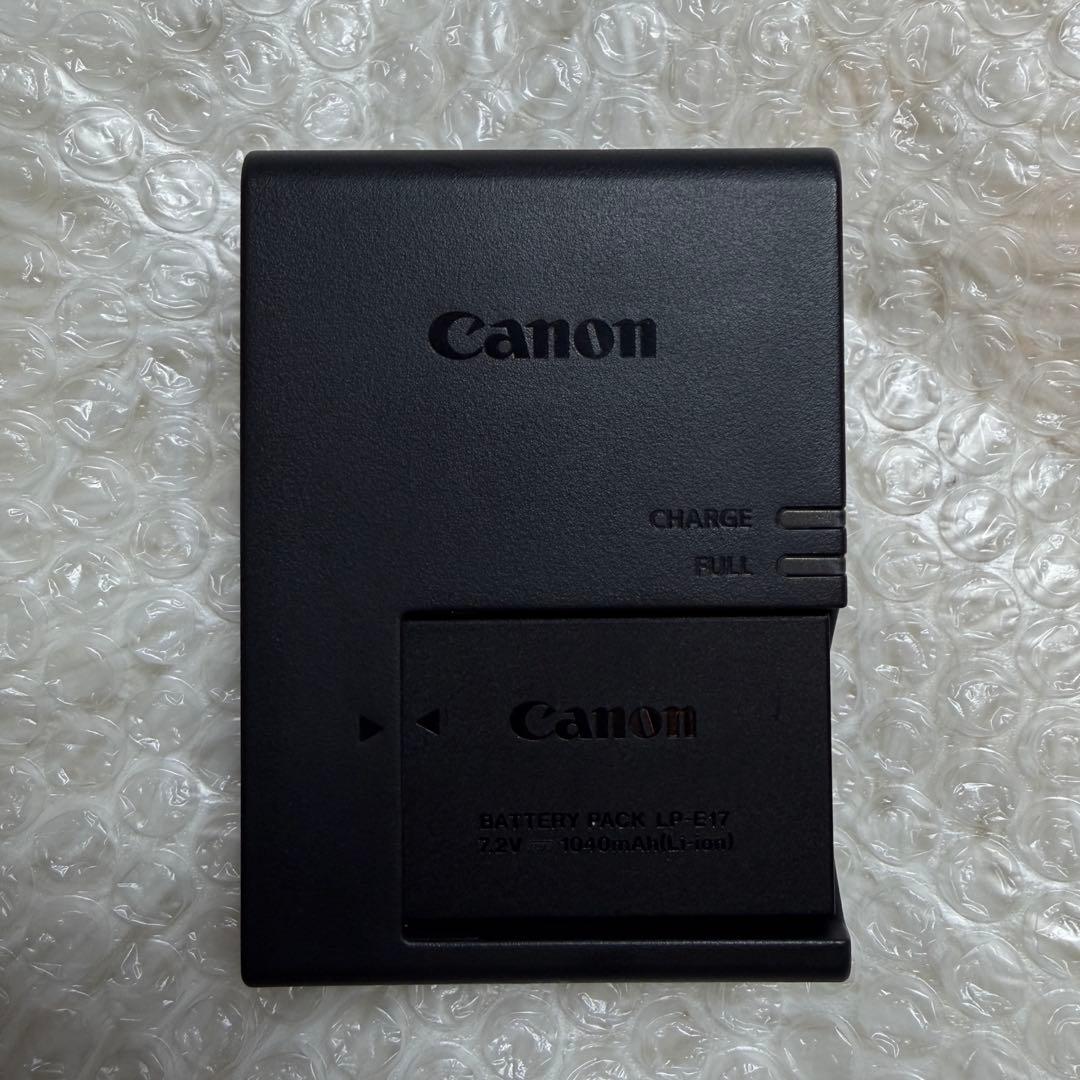 nnn様【美品】EOS R50V (購入時期2025/9)