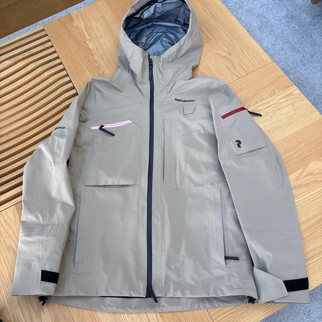 ichikawaさま専用お値下げ‼️peak performance超美品‼️