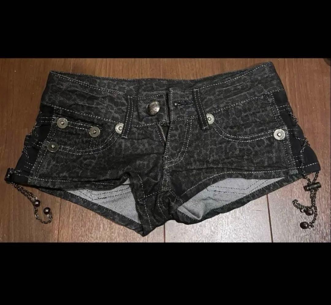 d.i.a. ヒョウ柄 ショートパンツ