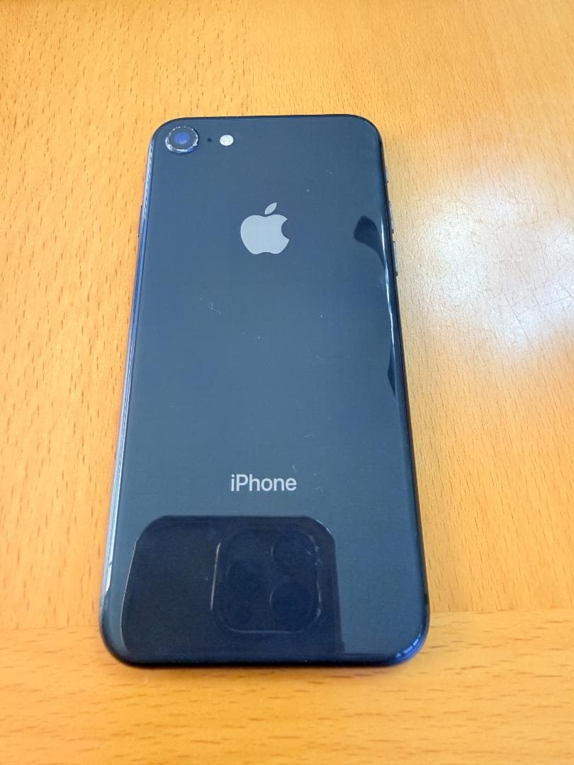 Apple iPhone 8 64GB SIMロックなし