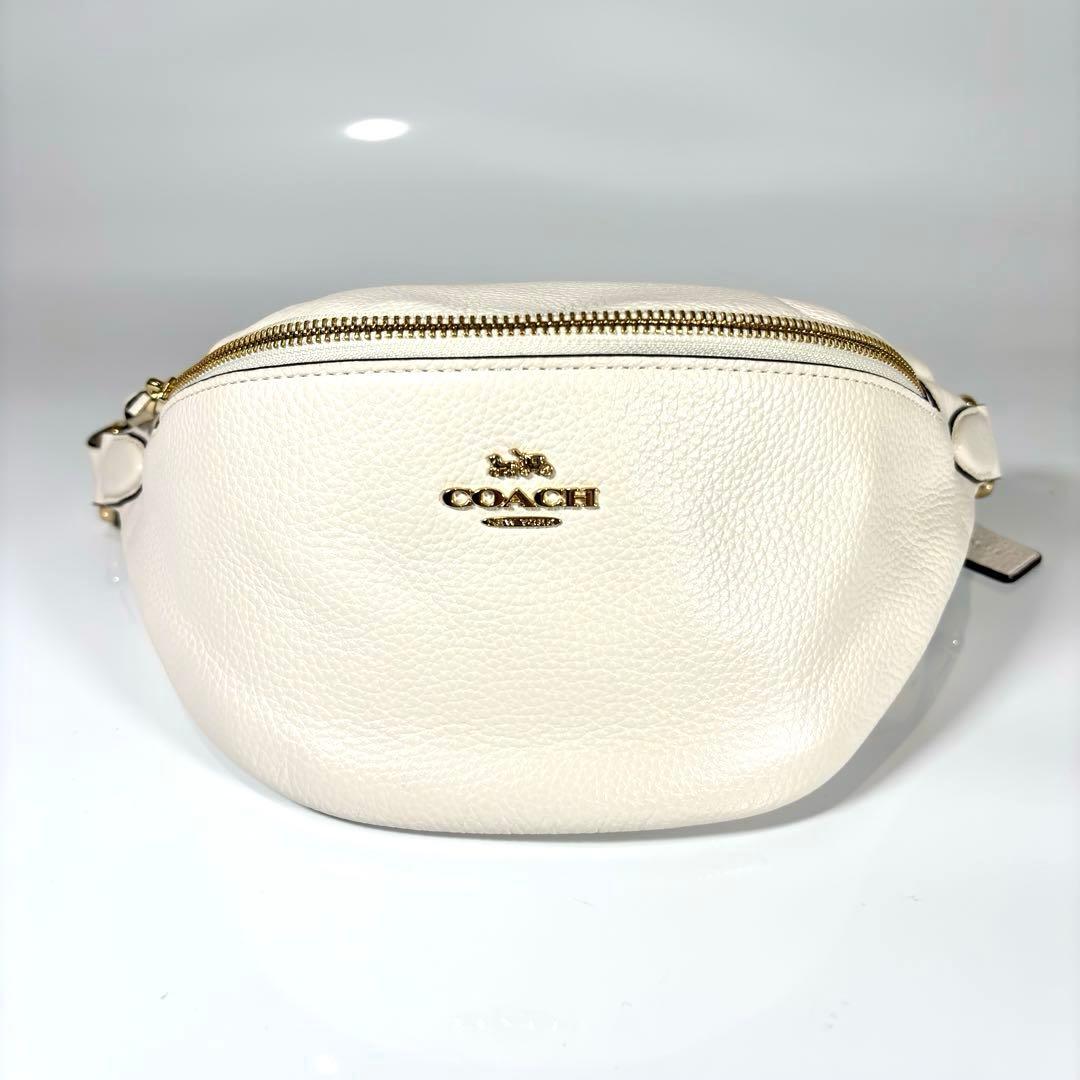 未使用級 COACH コーチ ボディバッグ レザー ゴールド金具 ウエストポーチ