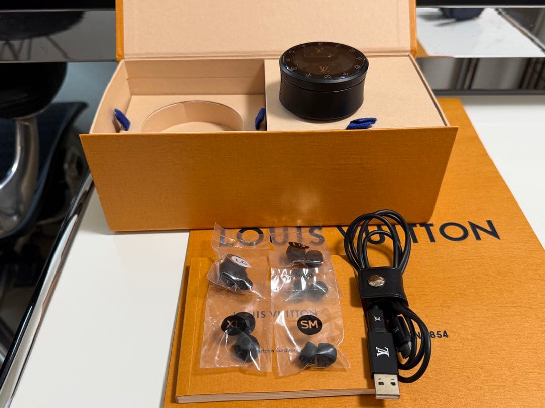 極美✨ ルイヴィトン ホライゾン モノグラム ワイヤレスイヤホン ブラック