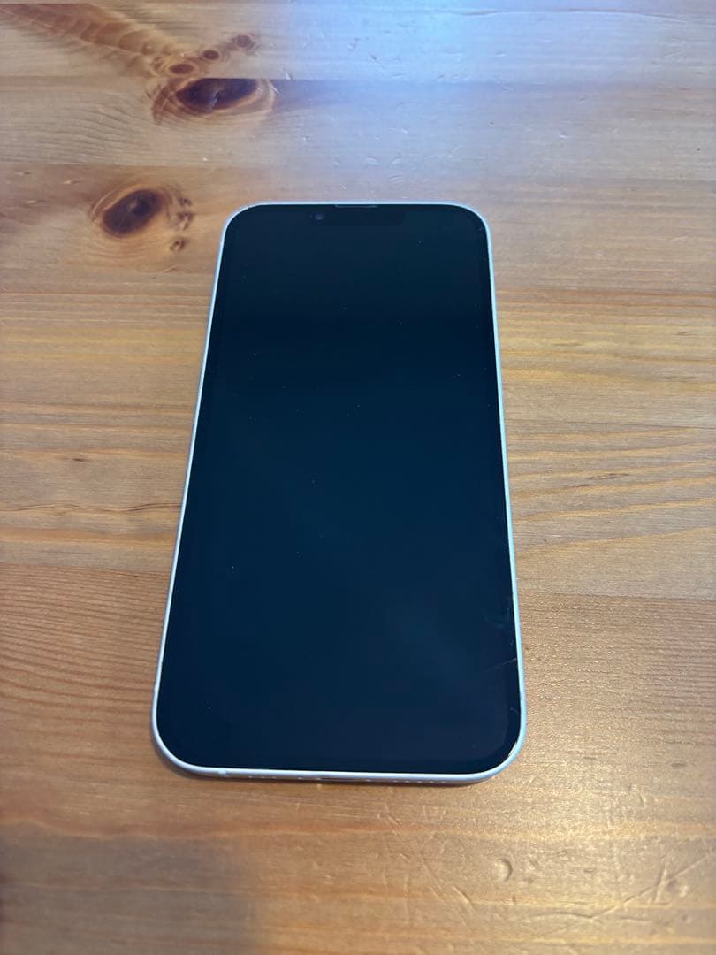 iPhone13 本体 スターライト 128GB バッテリー84%