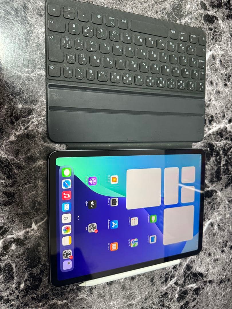 khuc様iPad pro 11インチ　M2スペースグレー 第3世代 128GB