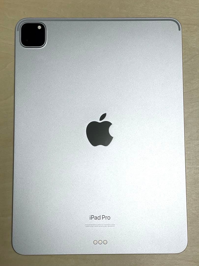 iPad Pro 11インチ 第4世代 128GB MNXE3J/A Wi-Fi