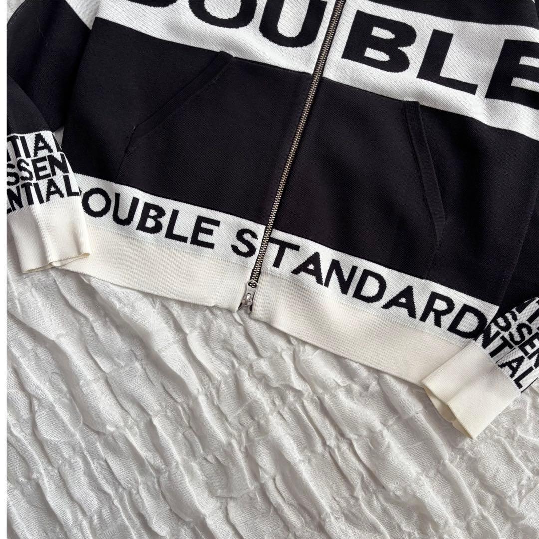 【美品】 ESSENTIAL ダブルスタンダード ロゴジップアップパーカー