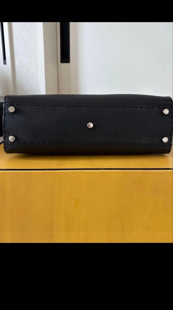 専用　FENDI 黒 レザー ハンドバッグ