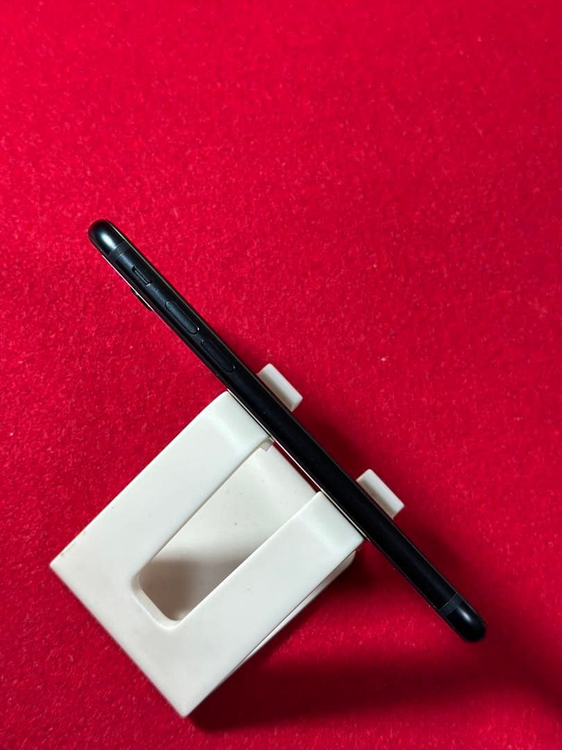 【1502】iPhone SE3第3世代ミッドナイト 64GB simフリー