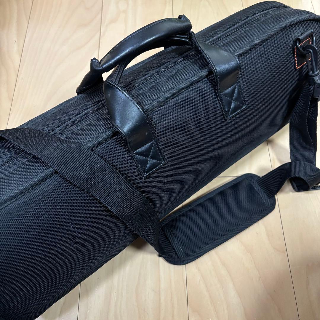 Yamaha YTR1335ゴールドトランペット 本体と付属品