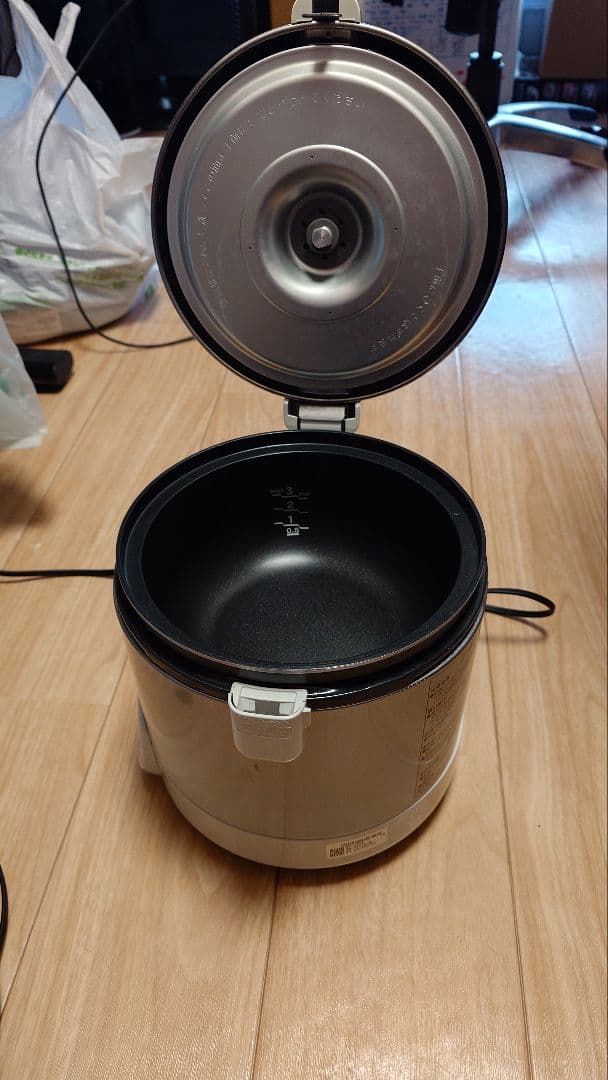 LPガス 美品 2023年製 リンナイ こがまる 3合 RR-030VQ(W)