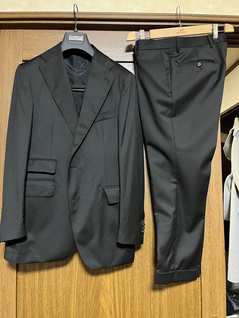 TEKESH タリアトーレ　ブラック　スリーピース