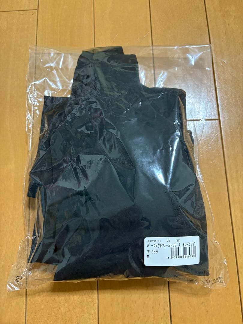 パーフェクトフォームレギンスプラス &パーフェクトフォームトップス　Mサイズ