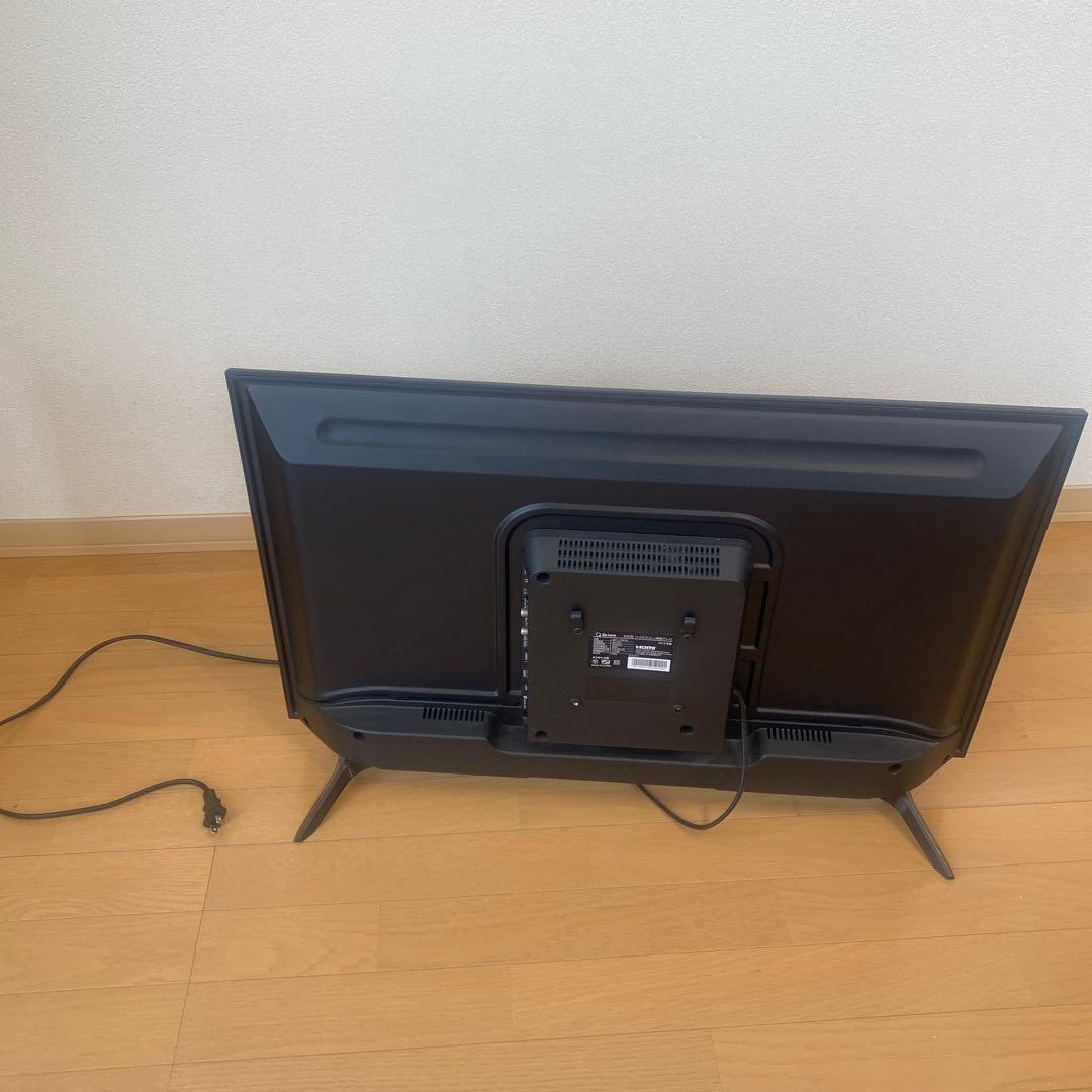 山善 Qriom 32型ハイビジョン液晶テレビ QRT-32W2K リモコンあり