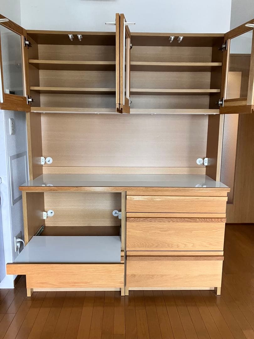 〈値下げしました〉レグナテック　食器棚　メリッサ　140サイズ