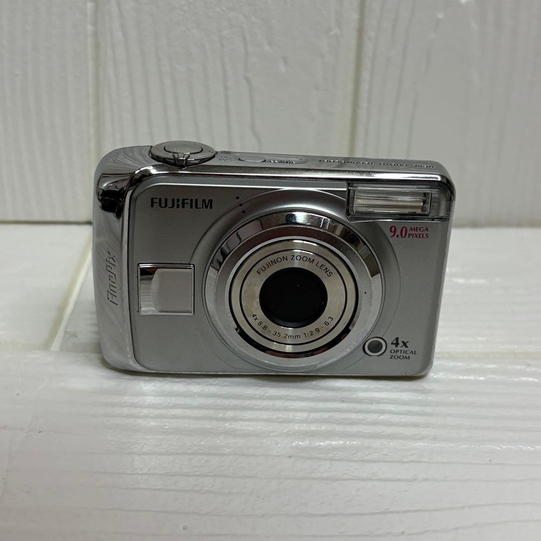 FUJIFILM フジフィルム FinePix A900 シルバーデジタルカメラ