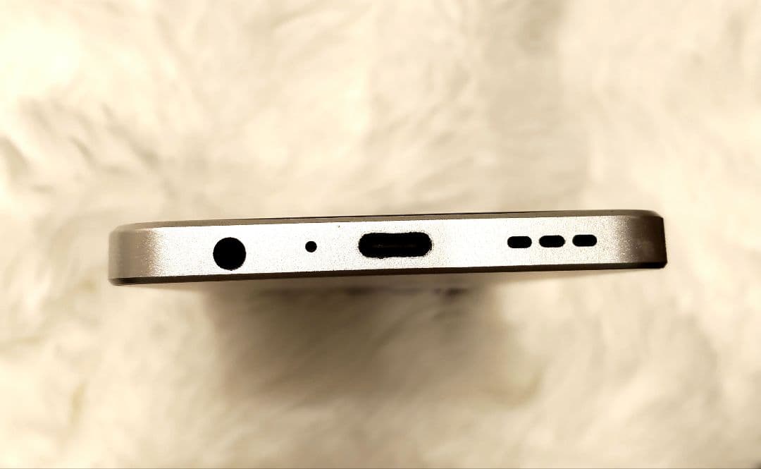 【SIMフリー】OPPO Reno9A ムーンホワイト 新品ガラスフィルム付