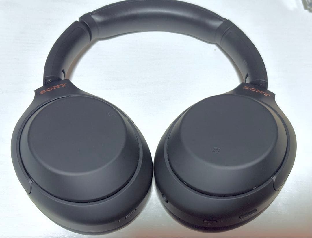 SONY ワイヤレスヘッドホン　WH-1000XM4 ケース　付属品あり