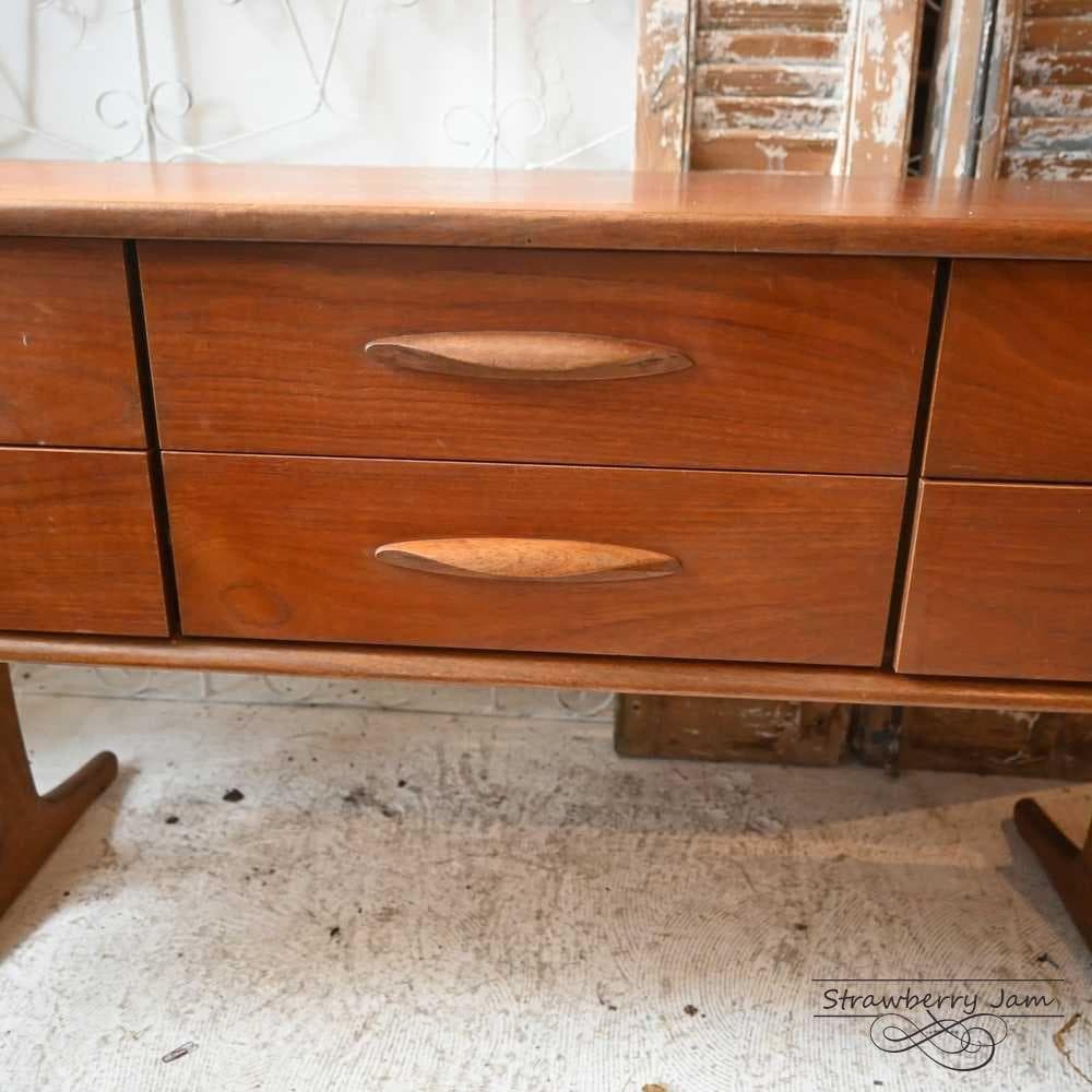 S*E様 L3710-20 ヴィンテージ Austinsuite サイドボード