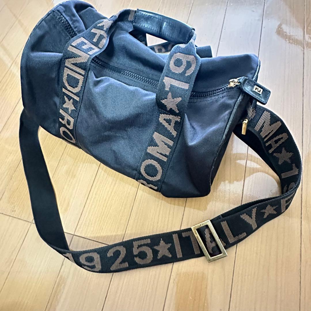 FENDI フェンディ　ドラムバッグ