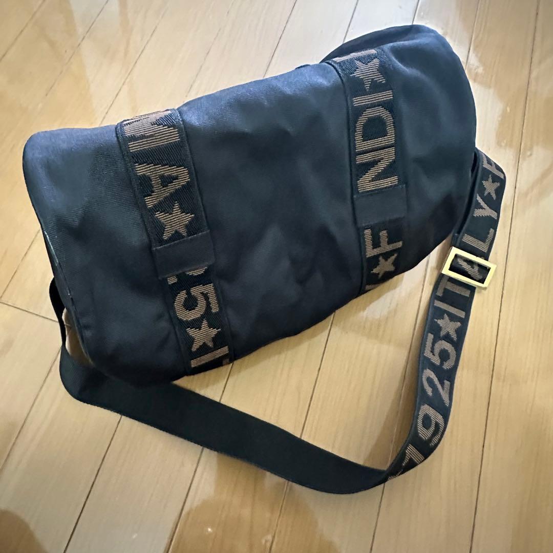 FENDI フェンディ　ドラムバッグ