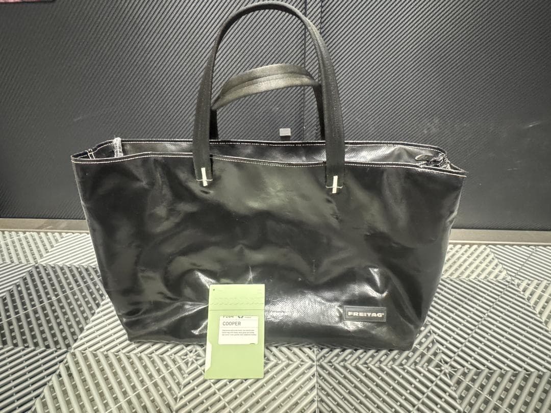 廃盤 フライターグ 黒 F204 COOPER