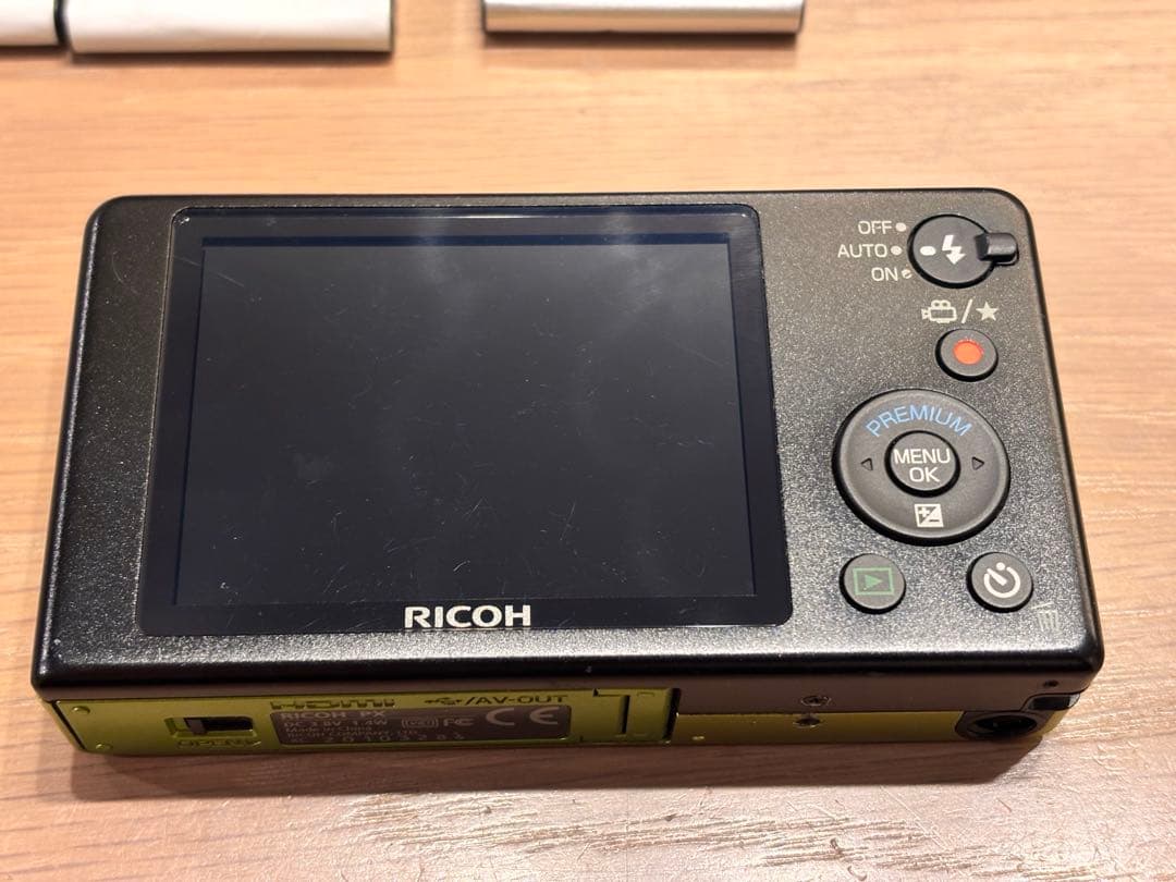 RICOH PX ライムグリーン デジカメ