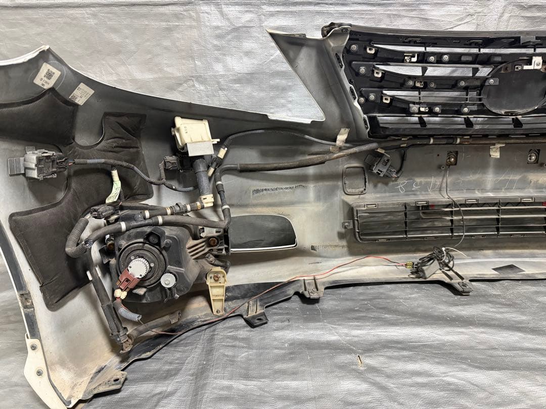 H-STYLE レクサス LS600h中期 純正 フロントバンパー 色077