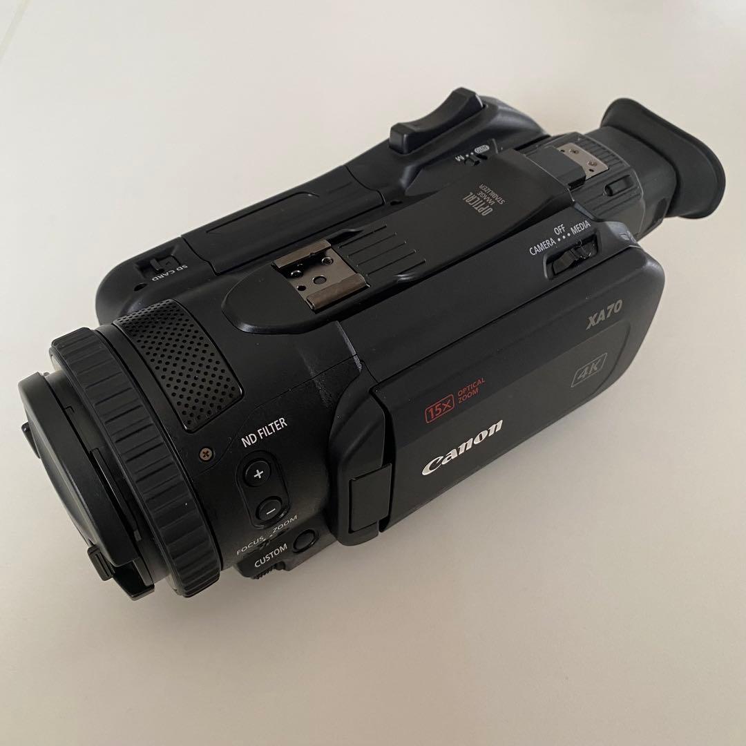 Canon XA70 ビデオカメラ 増量バッテリーとSONY マイクセット！