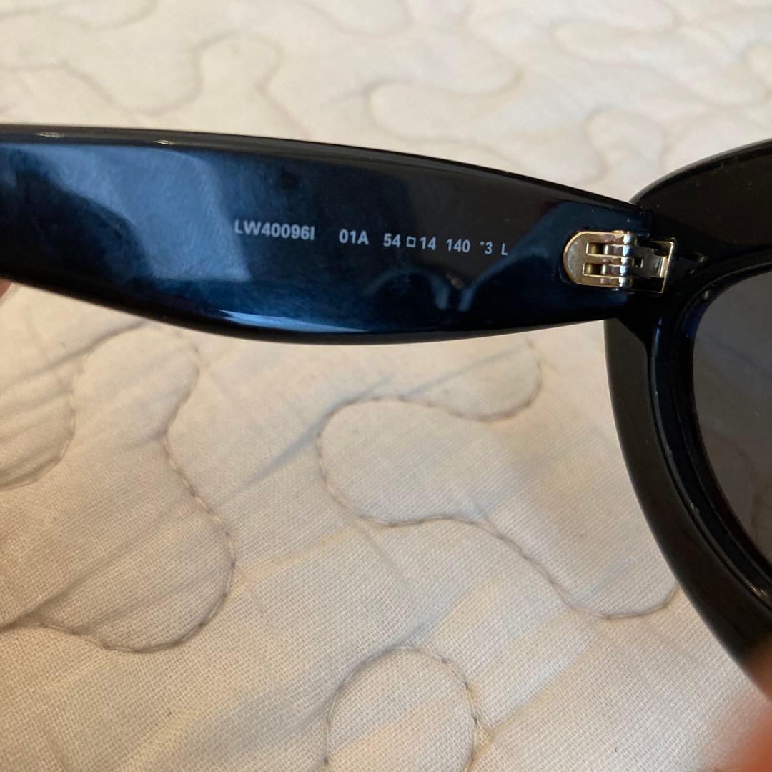 ロエベ ブラック キャットアイ サングラス LW400961