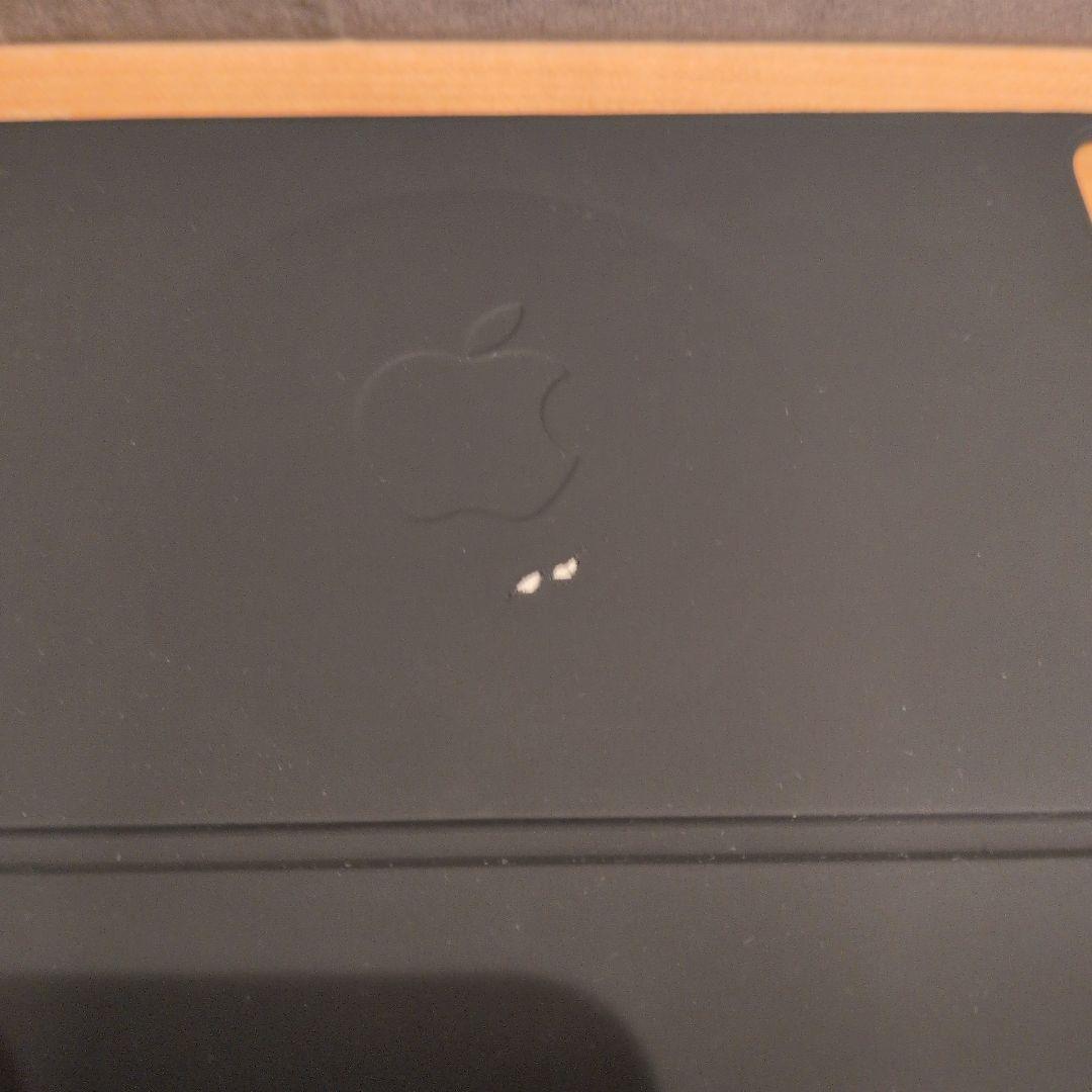 iPadair4本体 ジャンク+ Smart Keyboard　傷あり
