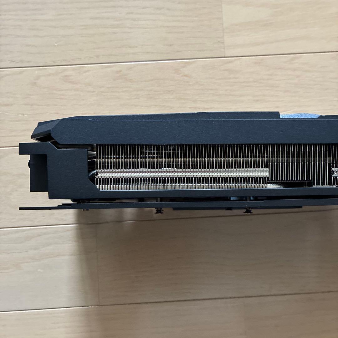ASUS ROG RTX 3070 ヒートシンク　ファン　バックプレート　LED