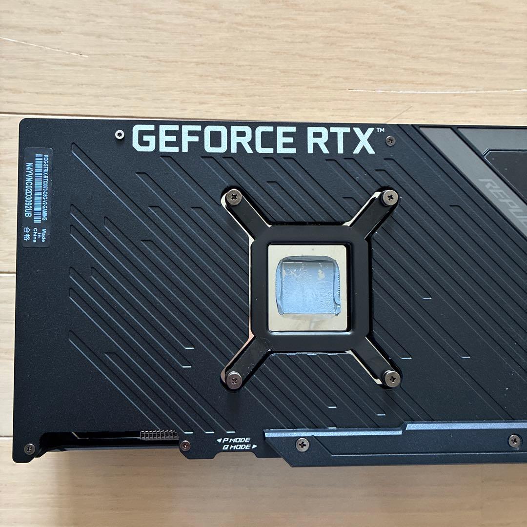 ASUS ROG RTX 3070 ヒートシンク　ファン　バックプレート　LED