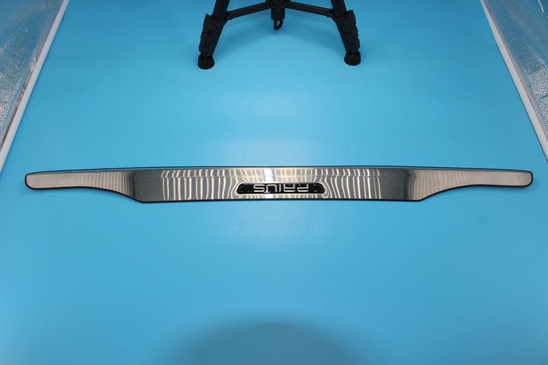 プリウス 50系 prius 50系 前期 リアバンパーガード【E84m】