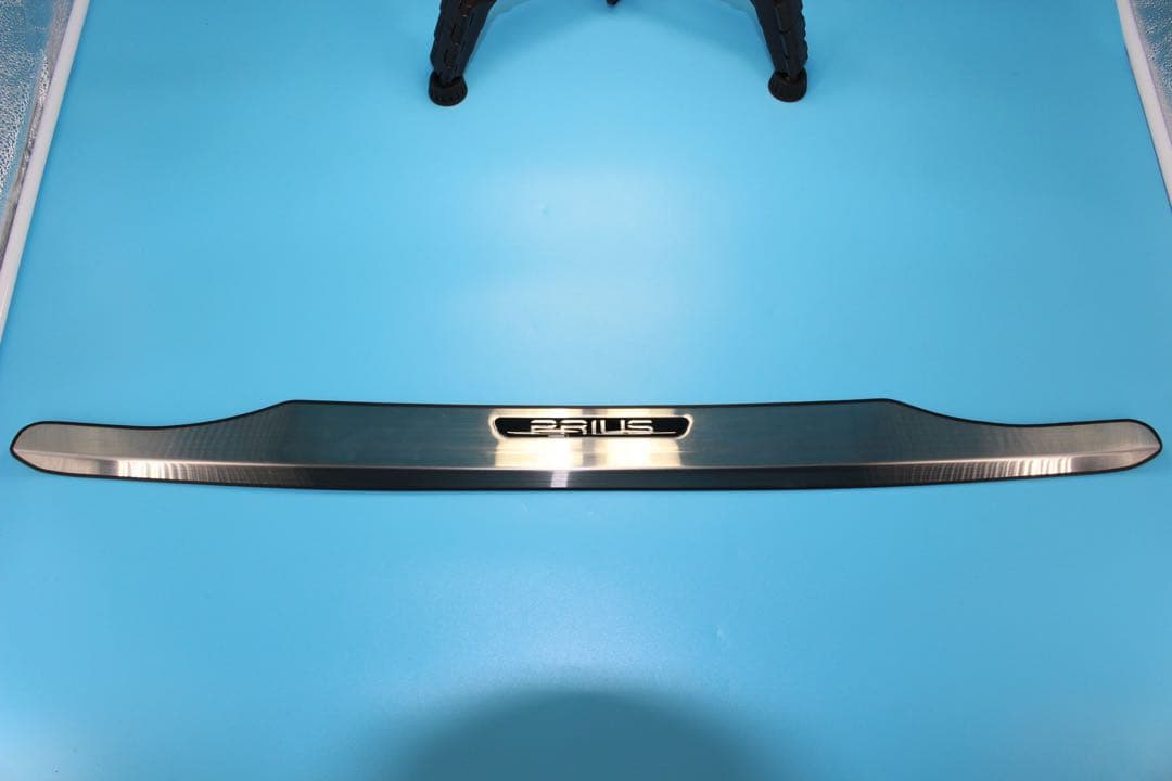 プリウス 50系 prius 50系 前期 リアバンパーガード【E84m】