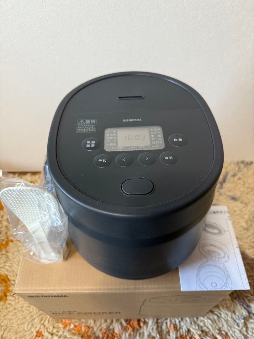 【新品未使用】IRIS OHYAMA 炊飯器　2024年式