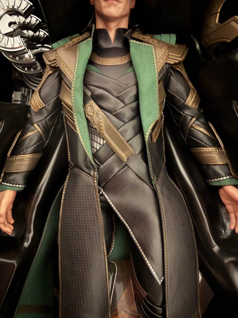 ホットトイズ 1/6フィギュア ロキ［ボーナスアクセサリー付き］MMS579